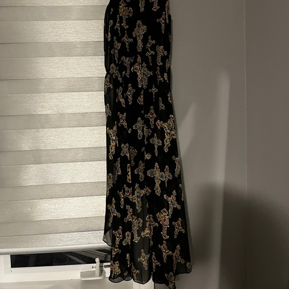 Black flowy dress - Picture 3 of 3